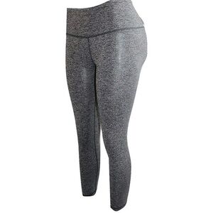 NWOT Victoria's Secret VSX Sport Knockout Capri Leggings